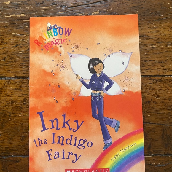 Rainbow Magic Fairy Books-The Color Fairies by Daisy Meadows. - Picture 13 of 15